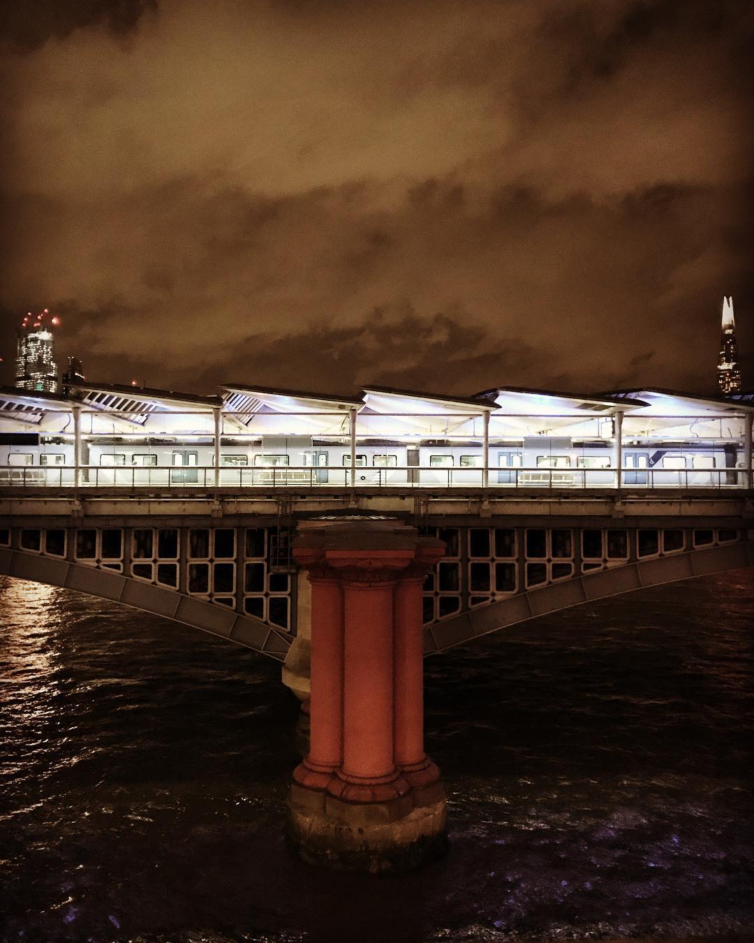 Photo: Stel Anemogiannis, Creative Photography and Design, published by Instagram user @_art_photo_graphic